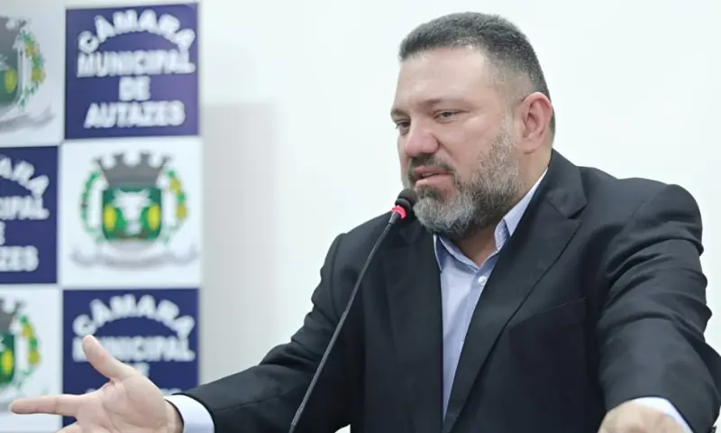 Ex-prefeito de Autazes tem contas rejeitadas pelo TCE e terá de devolver R$ 5,4 milhões aos cofres públicos